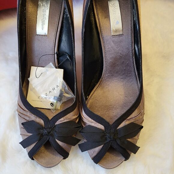 NWT Zara grey metallic peep toe heels - Picture 2 of 7